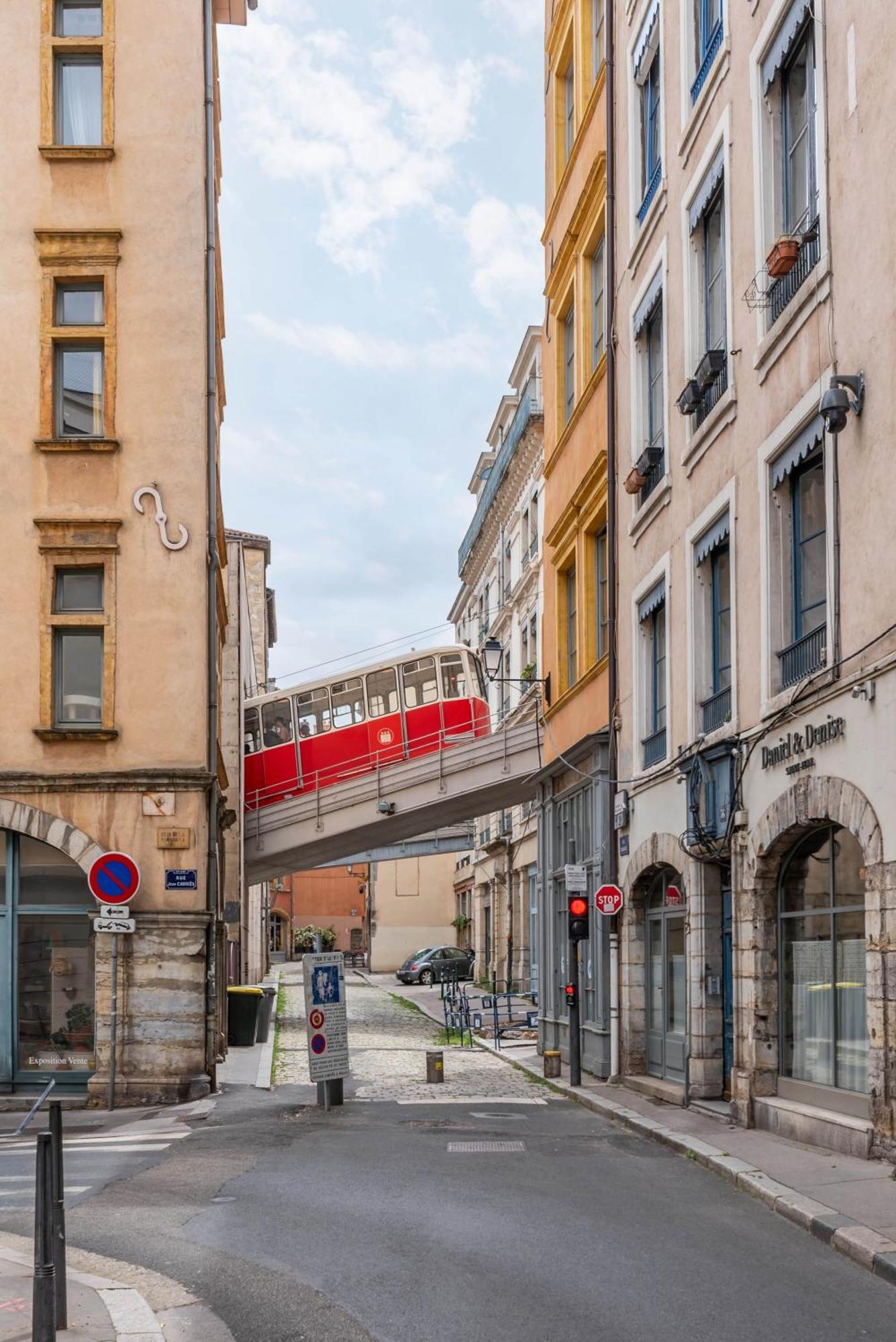 Les Balcons De Guignol Apartment Лион Екстериор снимка